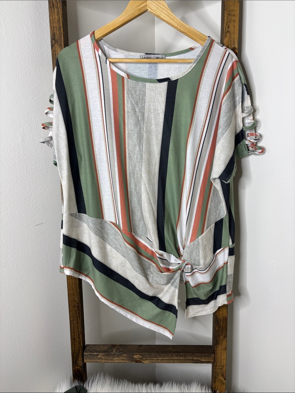 Absolutely Famous Striped Tie-Hem Short Sleeve Top in Green and Rust Size XL